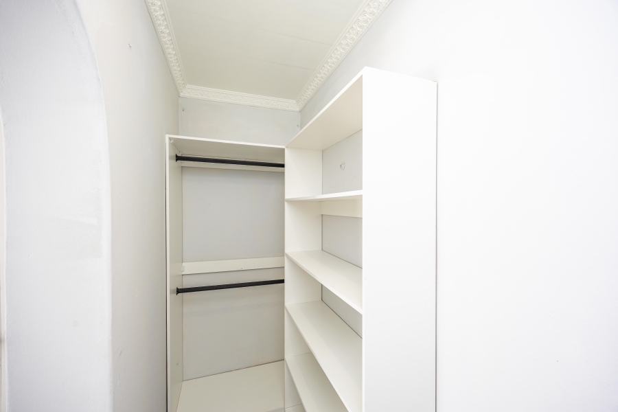 5 Bedroom Property for Sale in Sunnyridge Eastern Cape